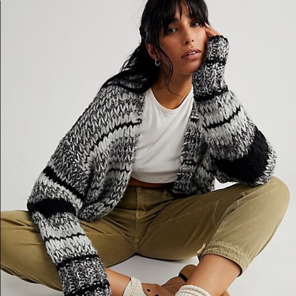NWOT Free People Wanderer Cardi Chunky Cardigan Sweater Z84-14 - Picture 3 of 5